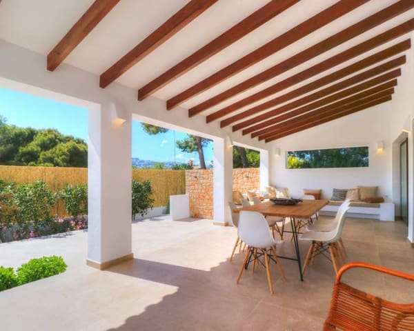 4 slaapkamer Villa te koop in Moraira, Teulada-Moraira met zwembad - € 1.750.000 (Ref: 9184301)