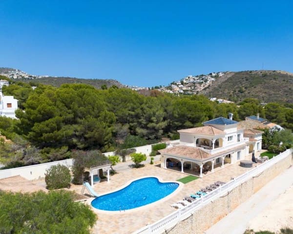 5 Zimmer Villa zu verkaufen in Moraira, Teulada-Moraira mit Pool - 2.450.000 € (Ref: 9184303)