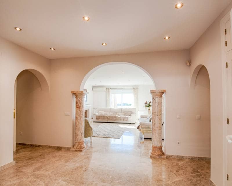 5 Zimmer Villa zu verkaufen in Moraira mit Pool - 2.450.000 € (Ref: 9184303)