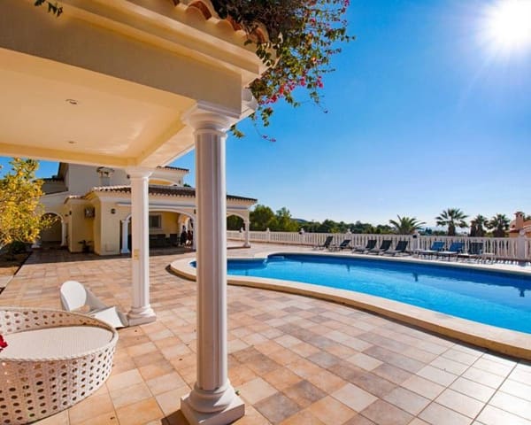 5 soveværelse Villa til salg i Moraira, Teulada-Moraira med swimmingpool - € 1.990.000 (Ref: 9184303)