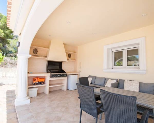 5 chambre Villa/Maison à vendre à Moraira, Teulada-Moraira avec piscine - 1 990 000 € (Ref: 9184303)