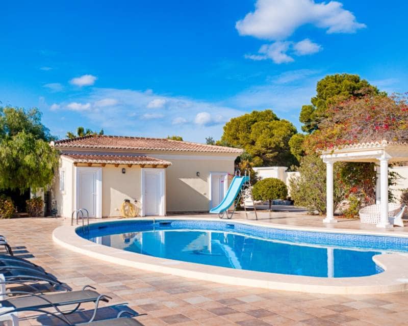 5 Zimmer Villa zu verkaufen in Moraira mit Pool - 2.450.000 € (Ref: 9184303)