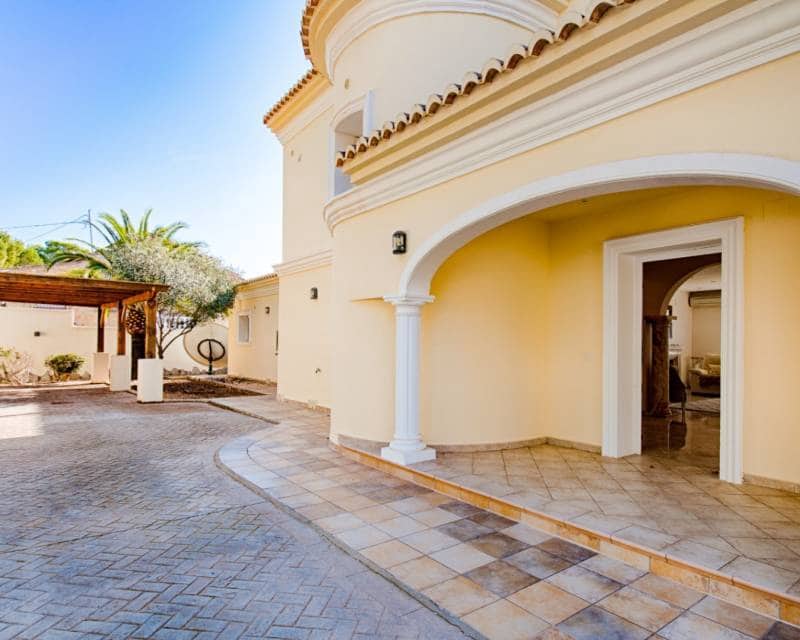 5 Zimmer Villa zu verkaufen in Moraira mit Pool - 2.450.000 € (Ref: 9184303)