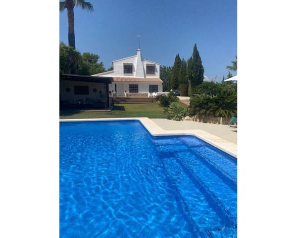 5 bedroom Villa for rent in Javea / Xàbia with pool - € 3,900 (Ref: 9184306)