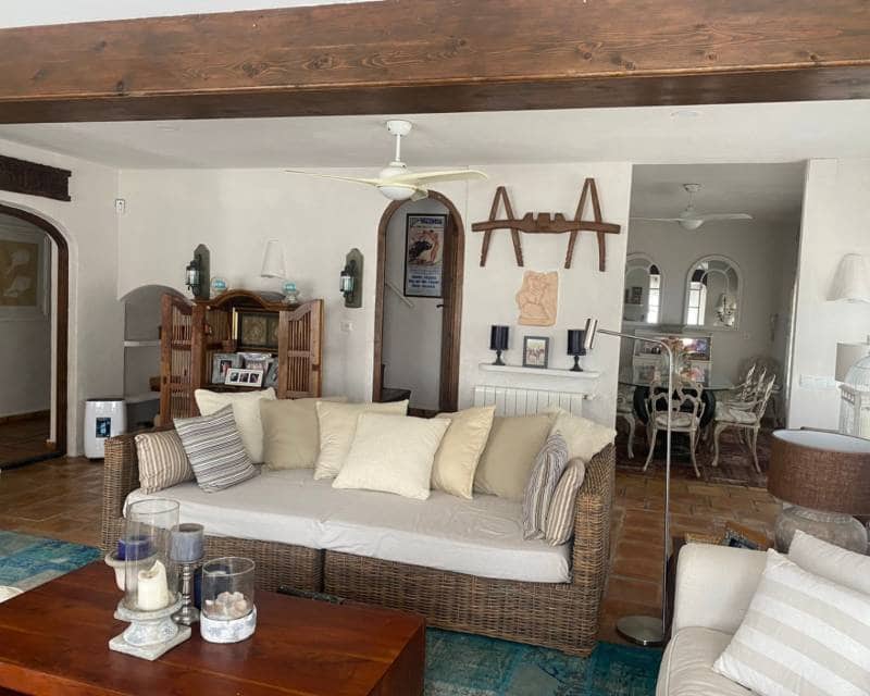 5 soveværelse Villa til leje i Javea / Xabia med swimmingpool - € 3.900 (Ref: 9184306)