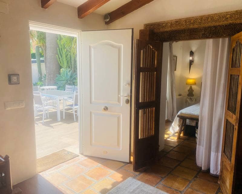 5 soveværelse Villa til leje i Javea / Xabia med swimmingpool - € 3.900 (Ref: 9184306)