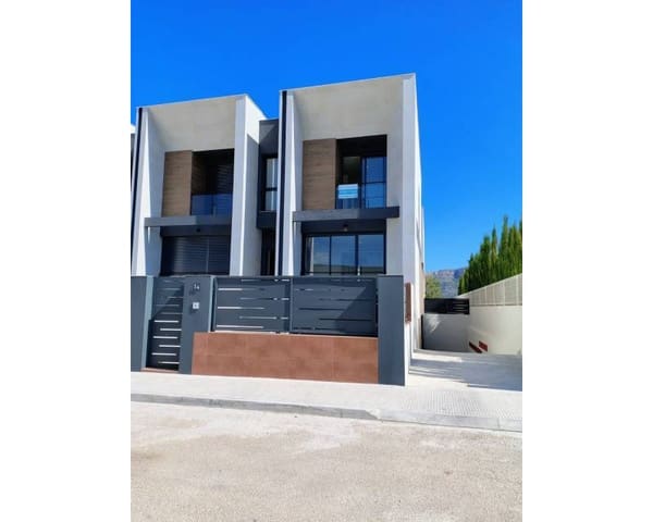 3 soverom Rekkehus til salgs i Gata de Gorgos med svømmebasseng garasje - € 399 000 (Ref: 9197086)