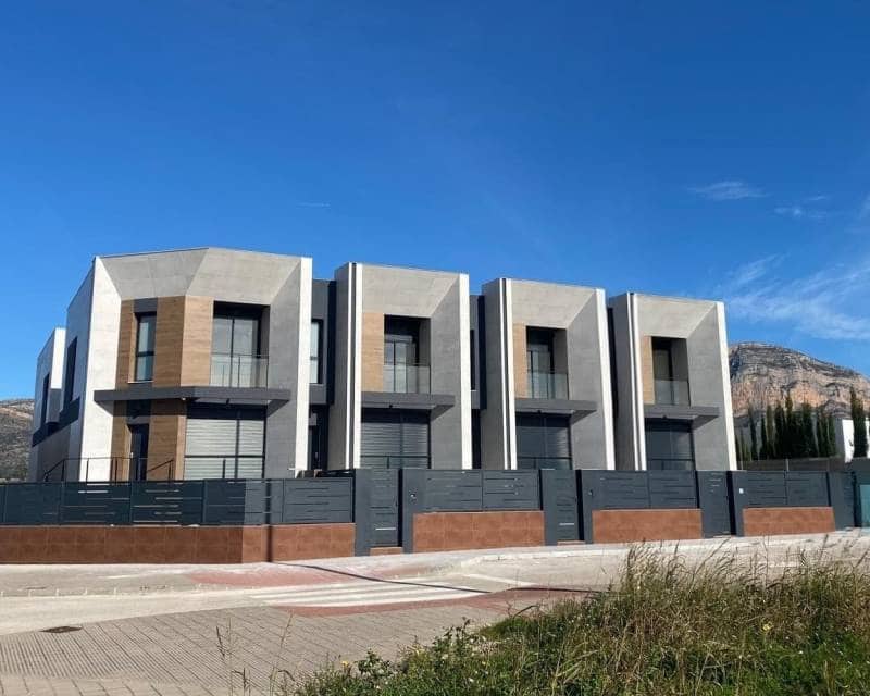 3 soveværelse Rækkehus til salg i Gata de Gorgos med swimmingpool garage - € 399.000 (Ref: 9197086)