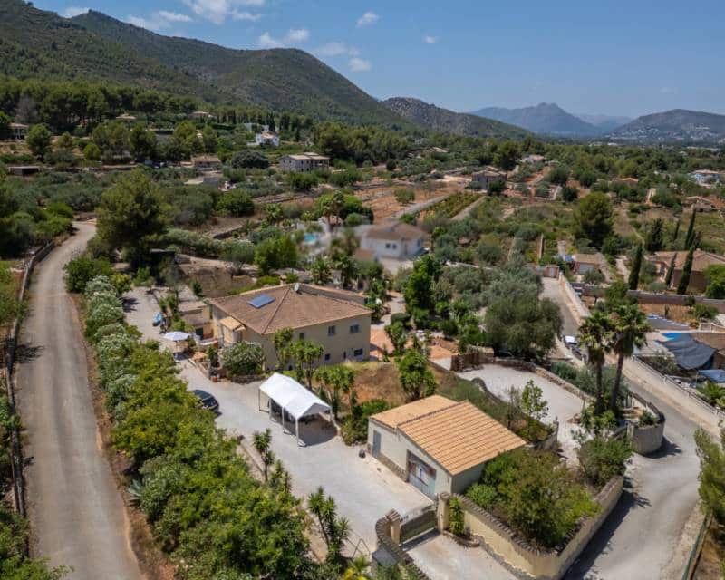 7 soveværelse Villa til salg i Jalon / Xalo med swimmingpool - € 995.000 (Ref: 9197087)