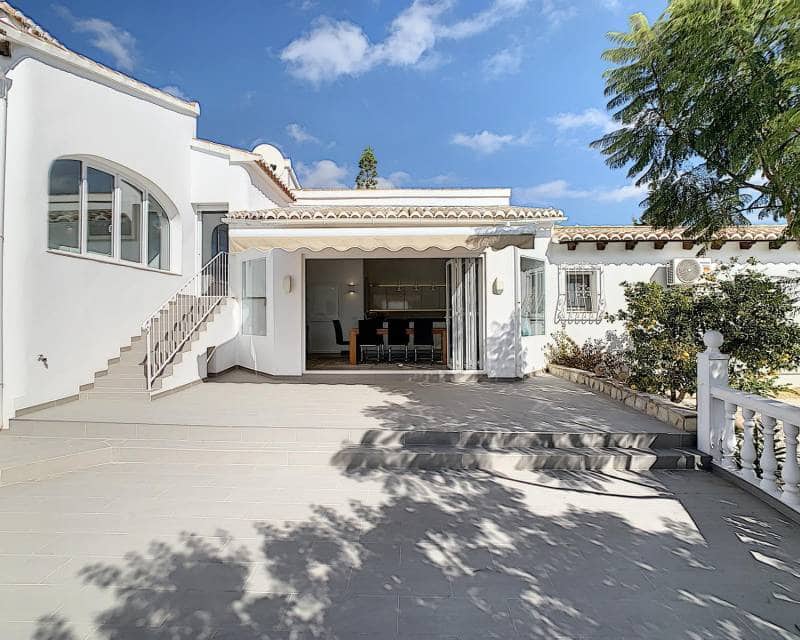 5 slaapkamer Villa te koop in Benitachell / Benitatxell met zwembad - € 1.490.000 (Ref: 9203055)