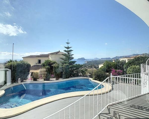 5 slaapkamer Villa te koop in Benitachell / Benitatxell met zwembad - € 1.490.000 (Ref: 9203055)