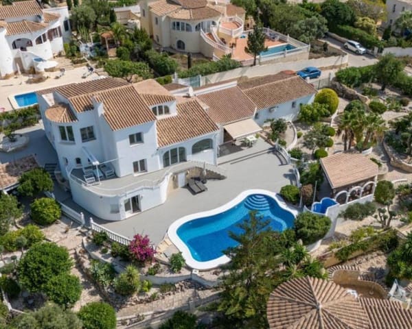 5 slaapkamer Villa te koop in Benitachell / Benitatxell met zwembad - € 1.490.000 (Ref: 9203055)