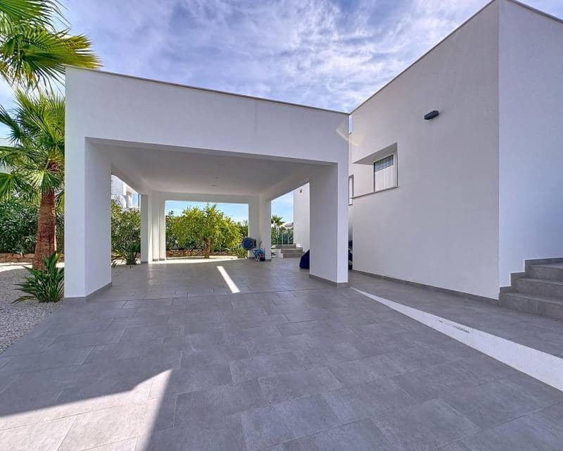 3 quarto Moradia para venda em Benitachell / Benitatxell com piscina - 1 350 000 € (Ref: 9203057)