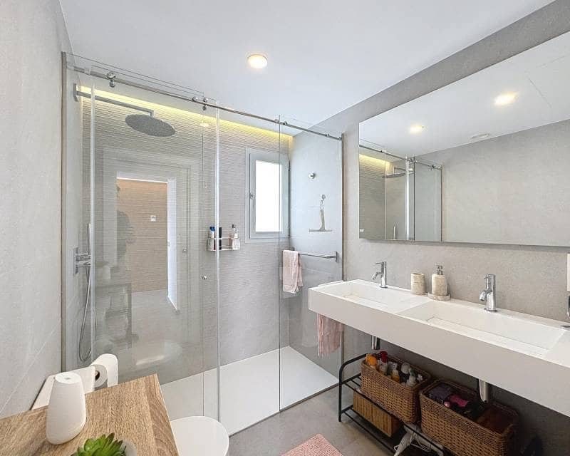 3 quarto Moradia para venda em Benitachell / Benitatxell com piscina - 1 350 000 € (Ref: 9203057)