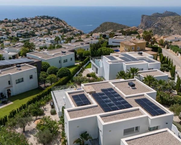 3 quarto Moradia para venda em Benitachell / Benitatxell com piscina - 1 350 000 € (Ref: 9203057)