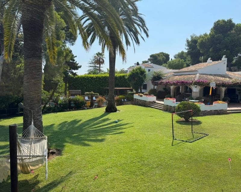 5 soverom Villa til leie i Javea / Xabia med svømmebasseng - € 4 500 (Ref: 9219151)