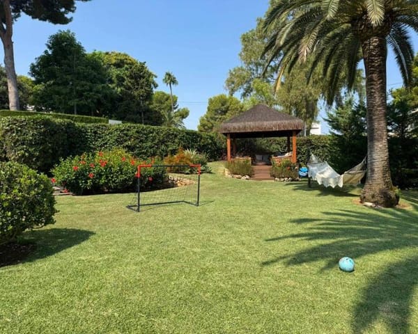 5 bedroom Villa for rent in Javea / Xàbia with pool - € 4,500 (Ref: 9219151)