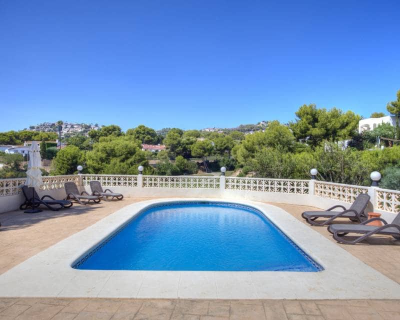 4 bedroom Villa for sale in Moraira with pool garage - € 595,000 (Ref: 9227729)