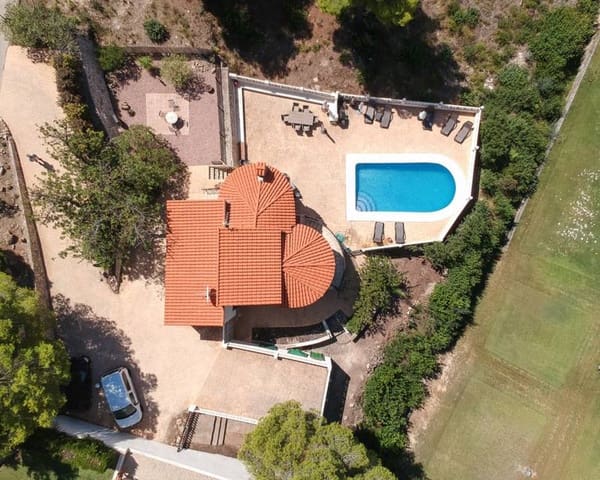 4 bedroom Villa for sale in Moraira, Teulada-Moraira with pool garage - € 595,000 (Ref: 9227729)