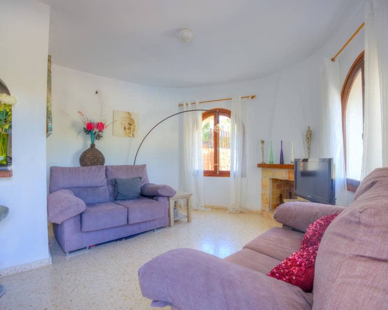 4 bedroom Villa for sale in Moraira with pool garage - € 595,000 (Ref: 9227729)