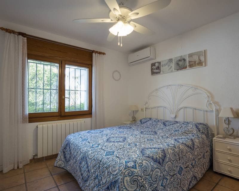 4 slaapkamer Villa te koop in Moraira met zwembad - € 825.000 (Ref: 9256208)