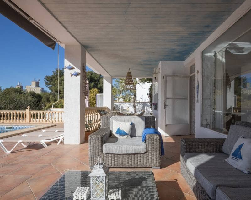 4 slaapkamer Villa te koop in Moraira met zwembad - € 825.000 (Ref: 9256208)