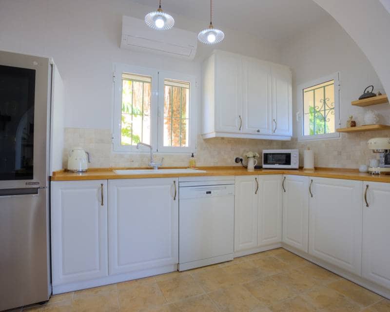 4 soverom Villa til salgs i Moraira med svømmebasseng garasje - € 795 000 (Ref: 9256209)