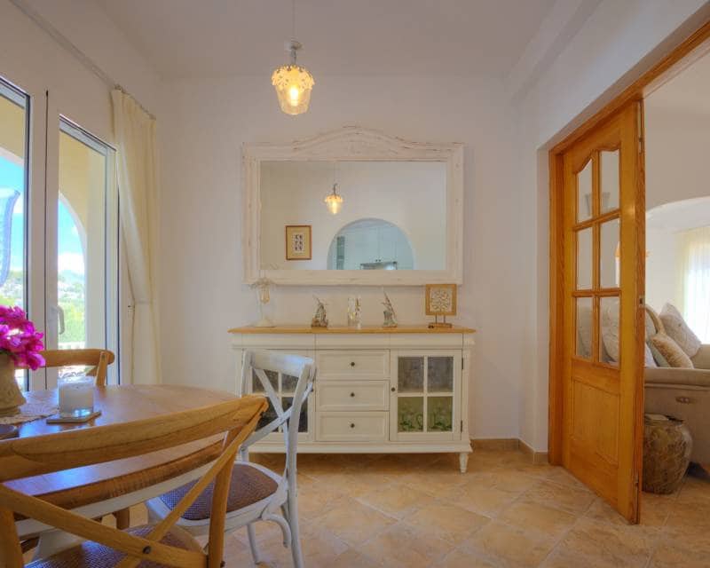 4 soverom Villa til salgs i Moraira med svømmebasseng garasje - € 795 000 (Ref: 9256209)