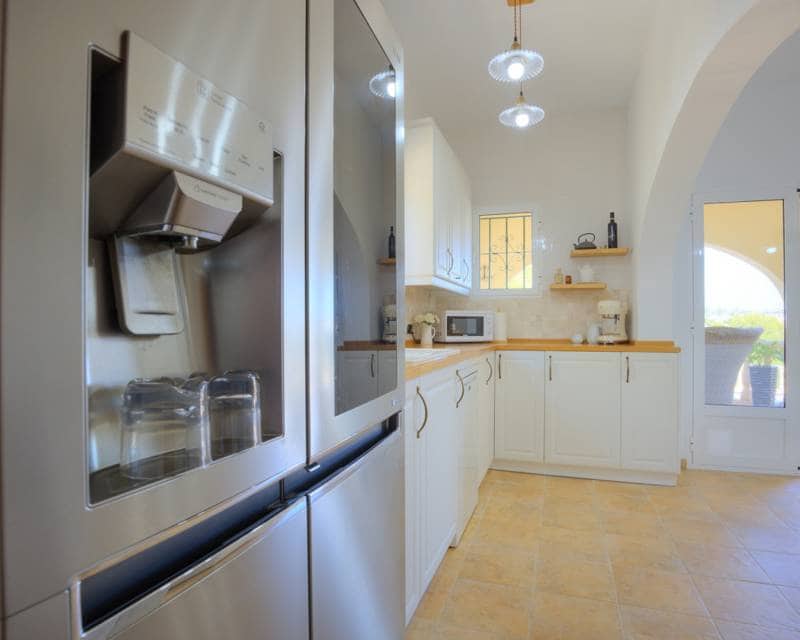 4 soverom Villa til salgs i Moraira med svømmebasseng garasje - € 795 000 (Ref: 9256209)