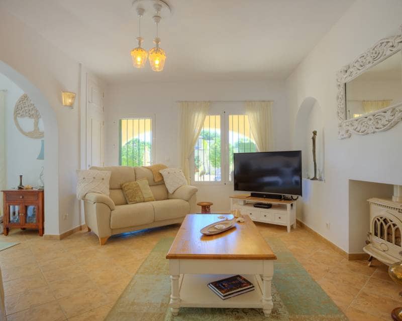 4 soverom Villa til salgs i Moraira med svømmebasseng garasje - € 795 000 (Ref: 9256209)