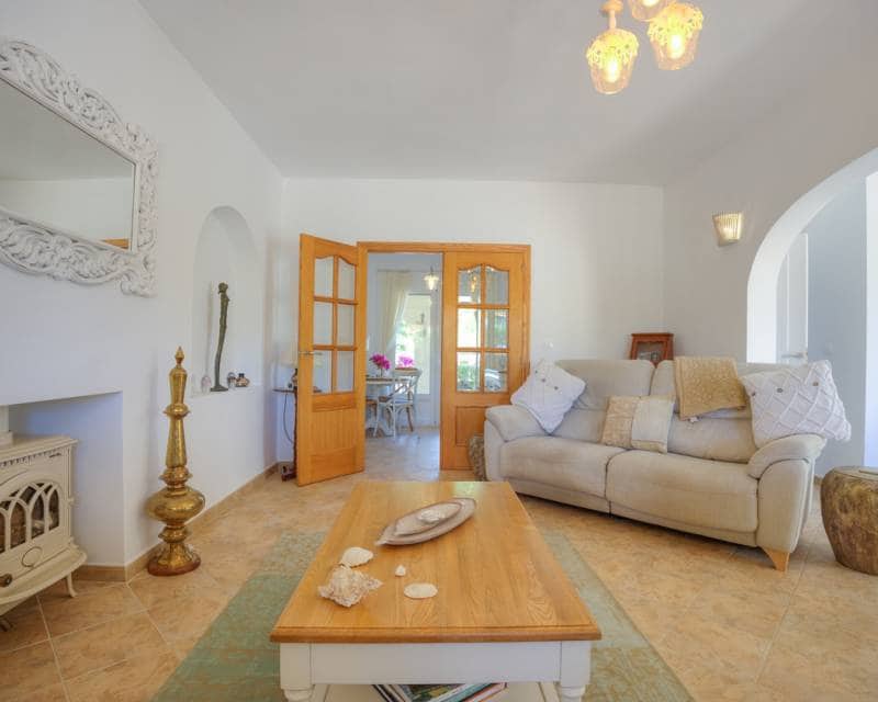 4 soverom Villa til salgs i Moraira med svømmebasseng garasje - € 795 000 (Ref: 9256209)