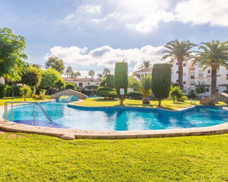 3 soveværelse Rækkehus til salg i Javea / Xabia med swimmingpool - € 475.000 (Ref: 9256218)