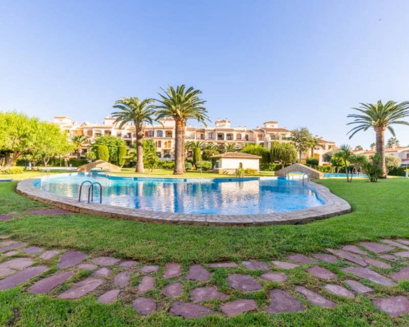 3 soveværelse Rækkehus til salg i Javea / Xabia med swimmingpool - € 475.000 (Ref: 9256218)