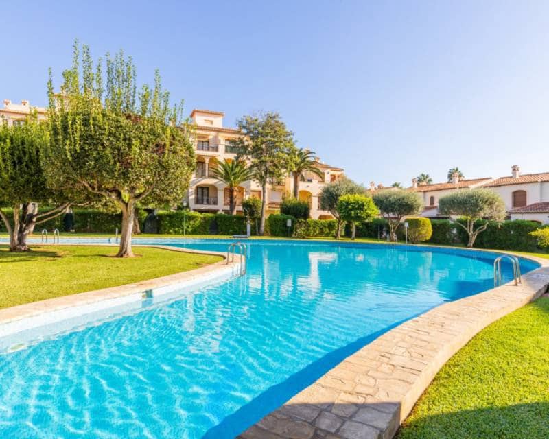 3 soveværelse Rækkehus til salg i Javea / Xabia med swimmingpool - € 475.000 (Ref: 9256218)