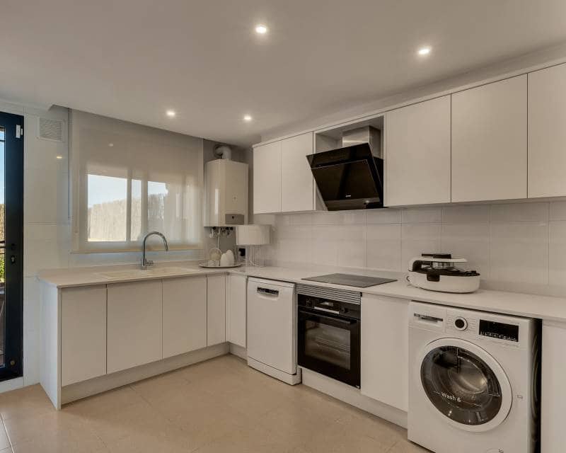 4 makuuhuone Rivitalo myytävänä paikassa Javea / Xabia mukana uima-altaan 
autotalli - 699 500 € (Ref: 9297857)