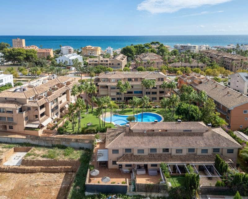 4 makuuhuone Rivitalo myytävänä paikassa Javea / Xabia mukana uima-altaan 
autotalli - 699 500 € (Ref: 9297857)