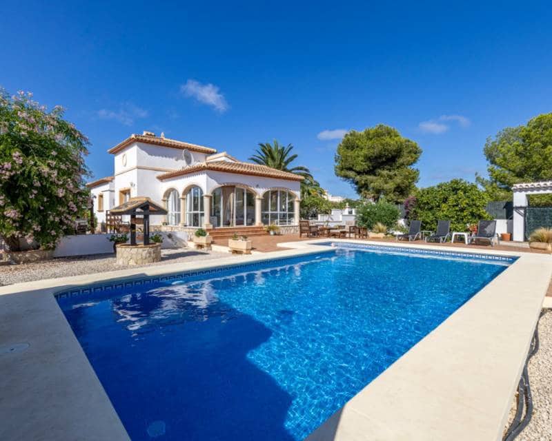 3 slaapkamer Villa te koop in Javea / Xabia met zwembad - € 669.000 (Ref: 9297860)