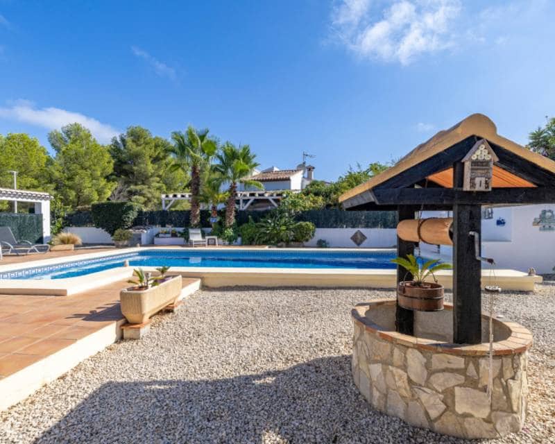 3 slaapkamer Villa te koop in Javea / Xabia met zwembad - € 669.000 (Ref: 9297860)