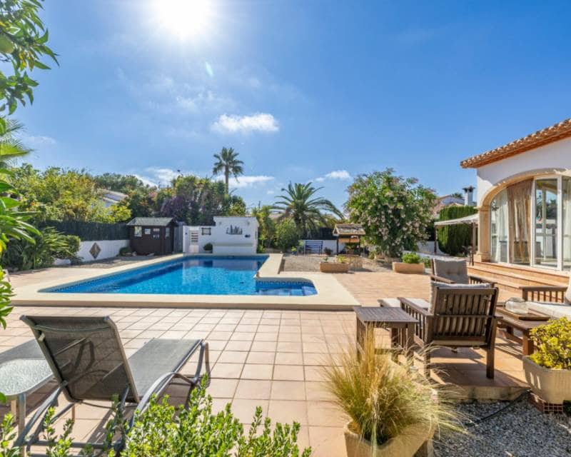 3 slaapkamer Villa te koop in Javea / Xabia met zwembad - € 669.000 (Ref: 9297860)