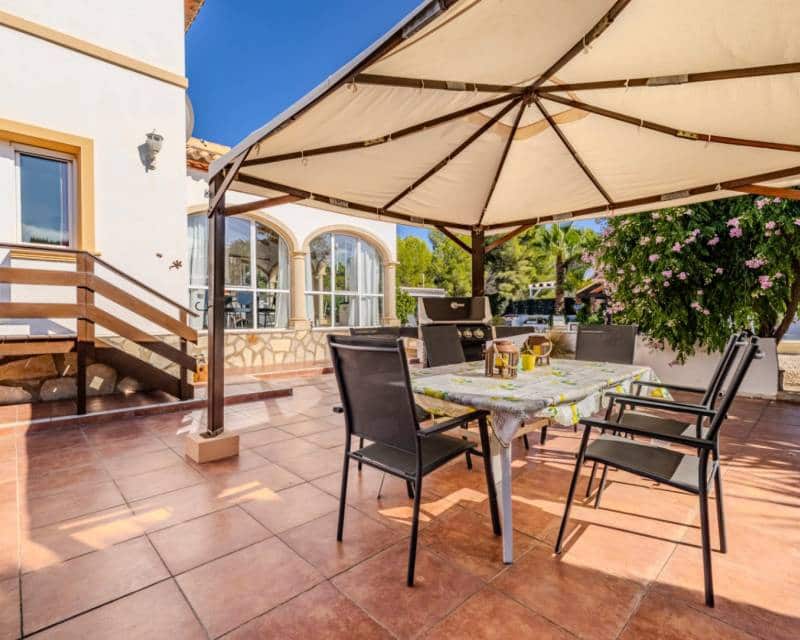 3 slaapkamer Villa te koop in Javea / Xabia met zwembad - € 669.000 (Ref: 9297860)