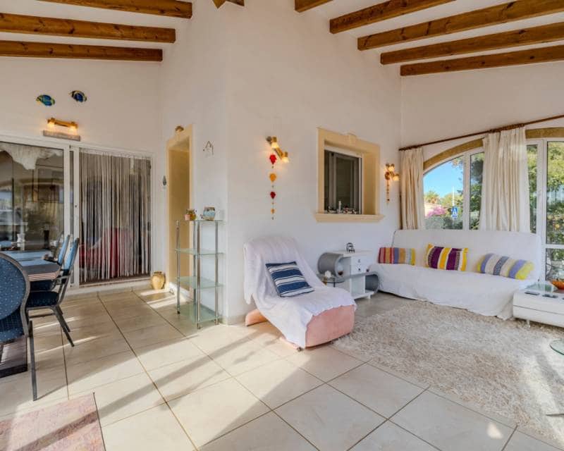 3 slaapkamer Villa te koop in Javea / Xabia met zwembad - € 669.000 (Ref: 9297860)
