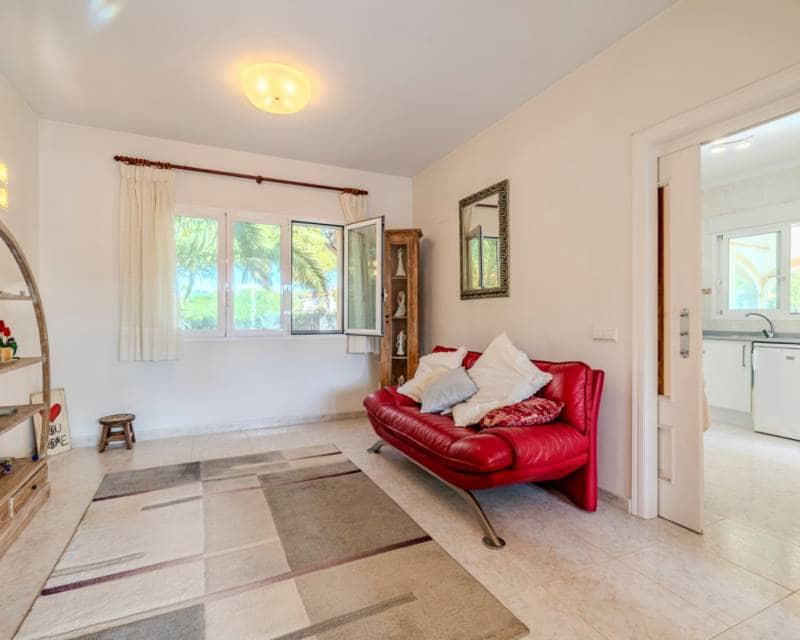 3 slaapkamer Villa te koop in Javea / Xabia met zwembad - € 669.000 (Ref: 9297860)