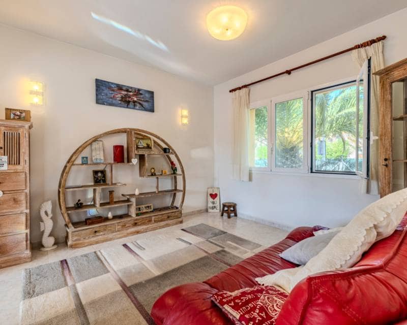 3 slaapkamer Villa te koop in Javea / Xabia met zwembad - € 669.000 (Ref: 9297860)