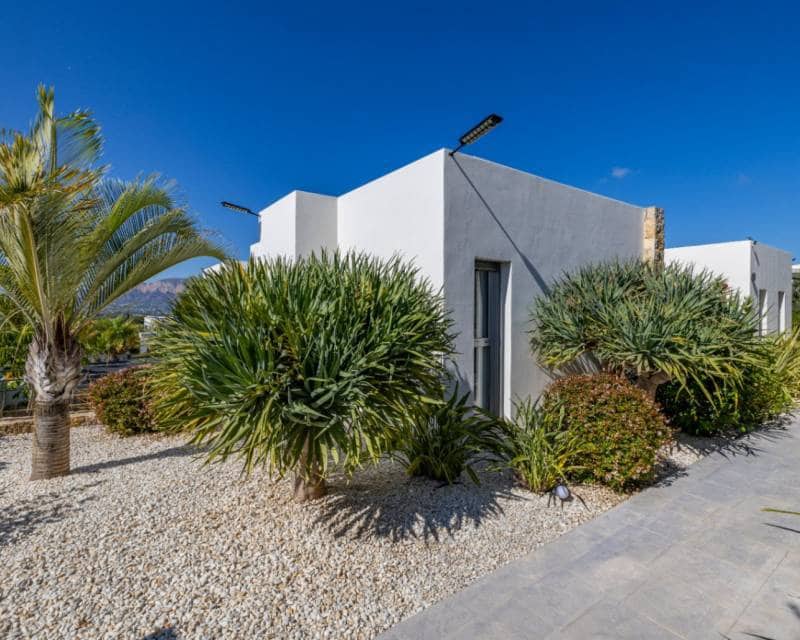 5 soverom Villa til salgs i Javea / Xabia med svømmebasseng - € 1 695 000 (Ref: 9297863)