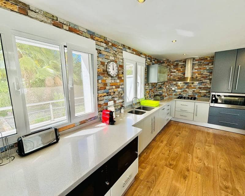 7 slaapkamer Villa te koop in Javea / Xabia met zwembad - € 995.000 (Ref: 9301318)