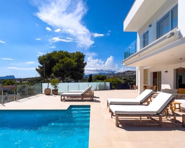 4 soverom Villa til salgs i Moraira, Teulada-Moraira med svømmebasseng - € 1 990 000 (Ref: 9301489)
