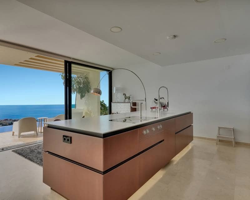 Chalet de 4 habitaciones en Benitachell / Benitatxell en venta con piscina - 2.795.000 € (Ref: 9301491)