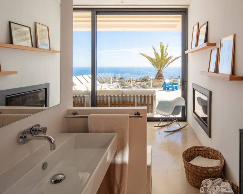 Chalet de 4 habitaciones en Benitachell / Benitatxell en venta con piscina - 2.795.000 € (Ref: 9301491)