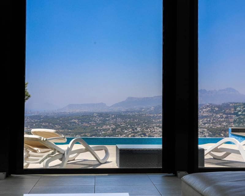 5 quarto Moradia para venda em Benitachell / Benitatxell com piscina - 1 430 000 € (Ref: 9301493)