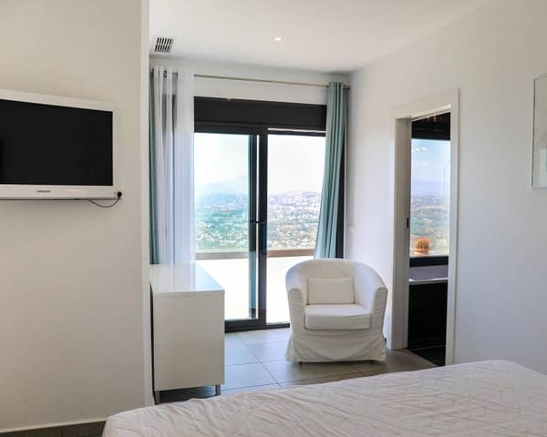 5 quarto Moradia para venda em Benitachell / Benitatxell com piscina - 1 430 000 € (Ref: 9301493)